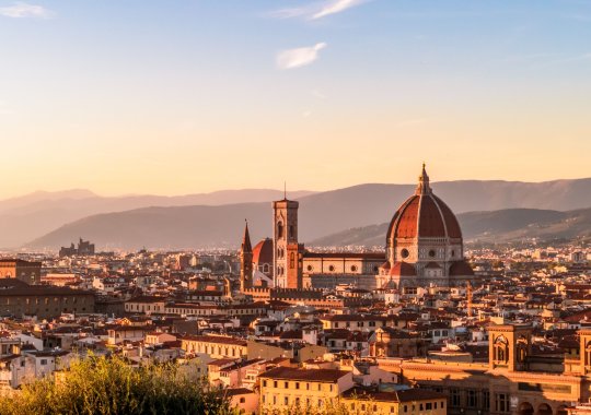 O setor de propriedades italianas em 2026: expansão nas negociações, valores e aportes.