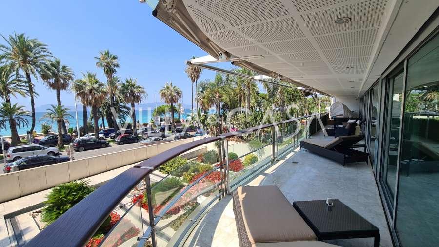 Cannes Apartamento de 320 m2 perto do mar em Croisette Beach