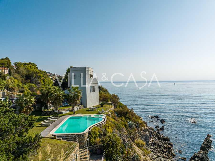 Villa com praia privada na Ligúria