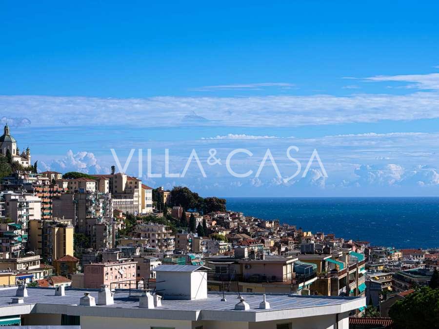 Casa para duas famílias em Sanremo, à venda