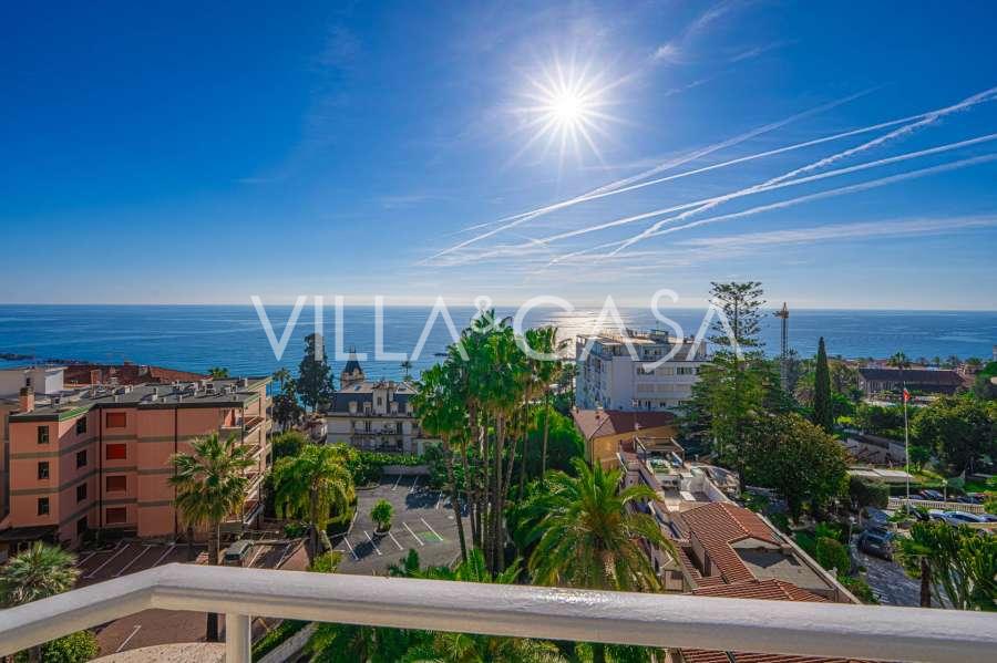 Apartamentos com vista para o mar em Sanremo.