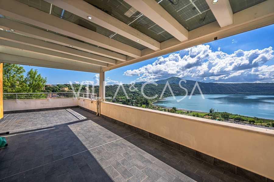 Cobertura de luxo em Castel Gandolfo
