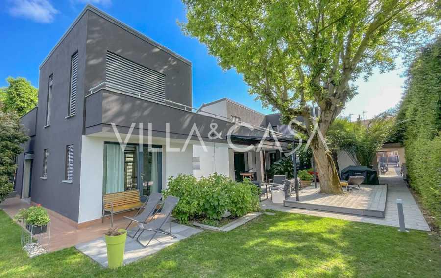 Mansão com piscina em Ferrara