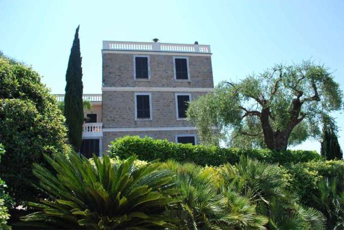 Luxuosa villa com jardim na Ligúria, Bordighera