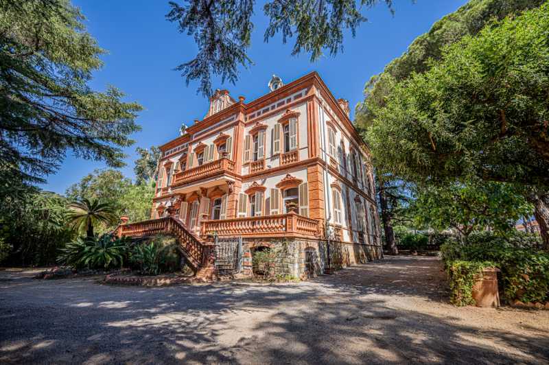 A Villa Rossat com um estilo elegante.