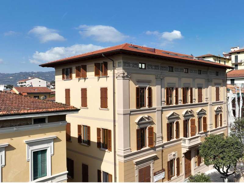 Apartamento de 114 m² em Montecatini Terme, novo.