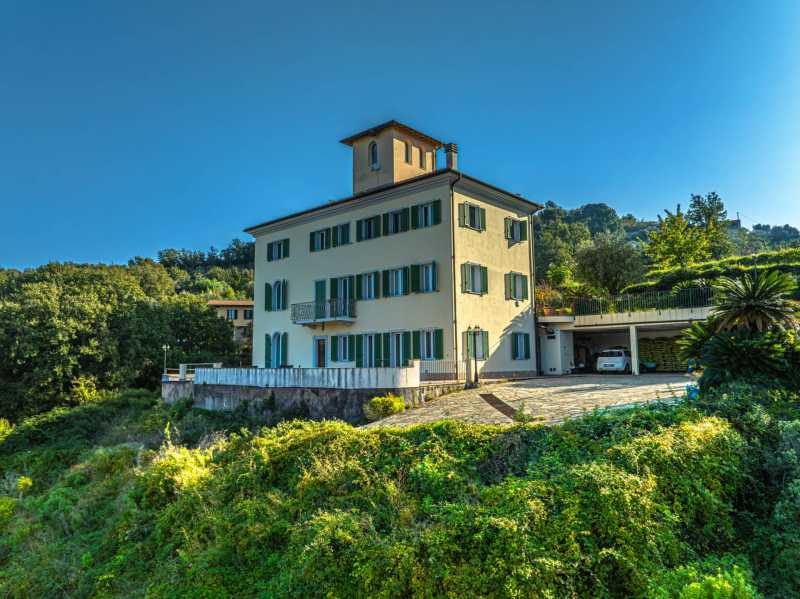 À venda: Casa em Camporosso.