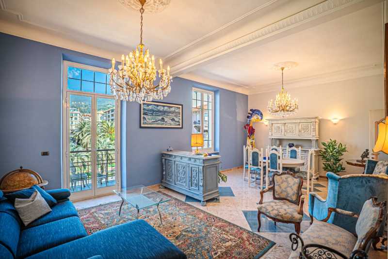Elegante apartamento no centro de Sanremo para alugar.
