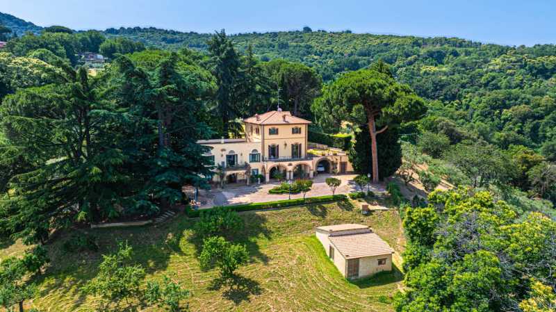 Frascati, uma villa de luxo perto de Roma