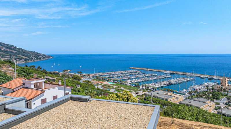 Villa moderna em Santo Stefano al Mare