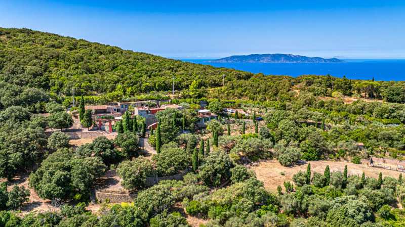 Villa Joe Pomodoro com vista para o mar em Monte Argentario