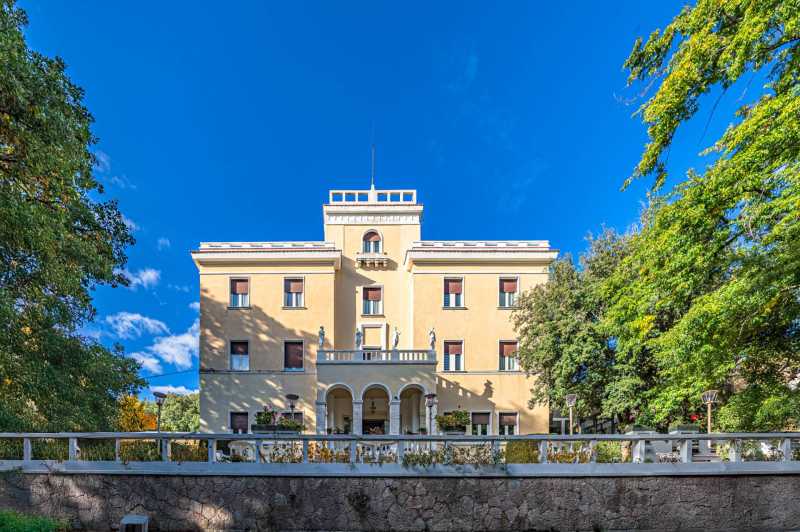 Hotel de luxo perto de Spoleto, Úmbria