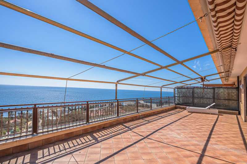 Penthouse de luxo à venda em Sanremo