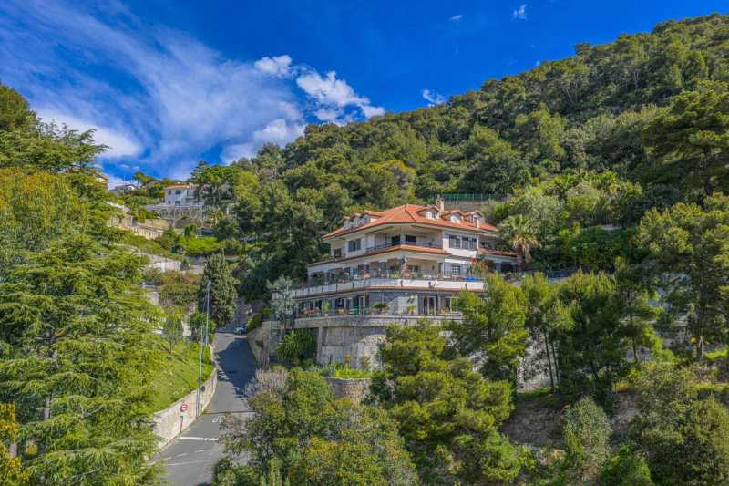 Apartamentos de luxo à venda em Bordighera