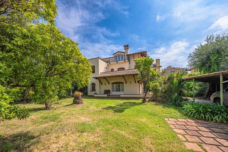 Villa à beira-mar em Bordighera à venda