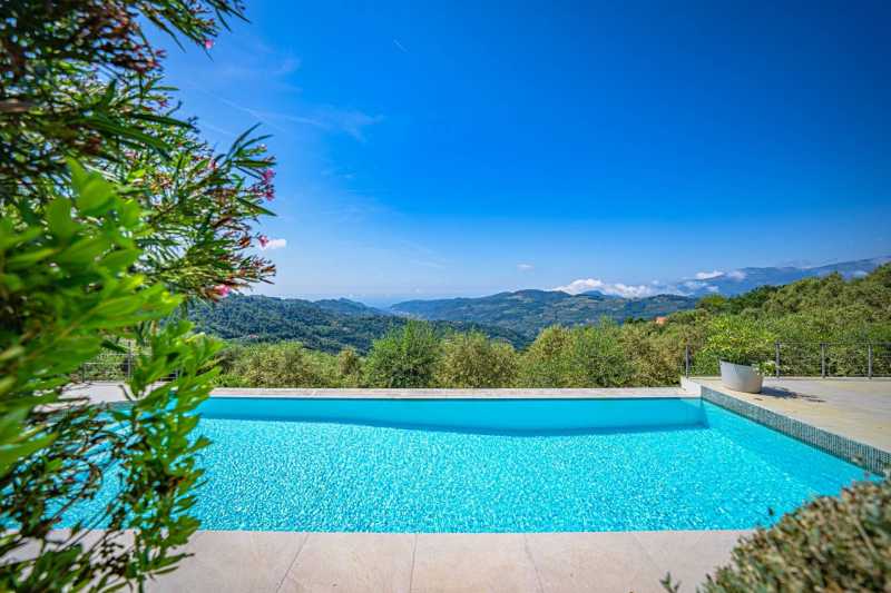 Vila maravilhosa à venda em Dolceacqua