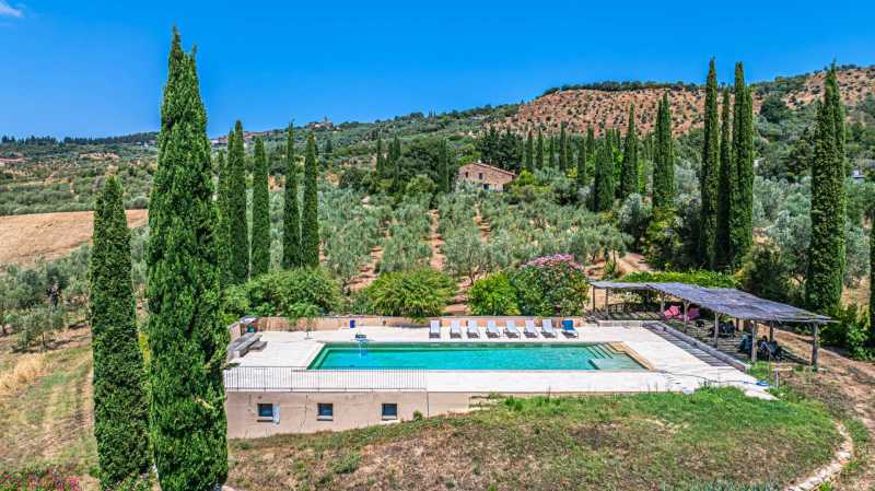 Vila com herança romana na Toscana à venda