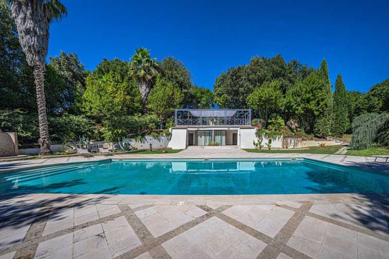 Propriedade de luxo nos arredores de Roma