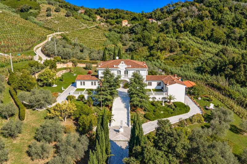 Vila magnífica à venda na Toscana, Massa