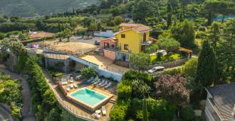 Casa em Bordighera com vista panorâmica para Mônaco.