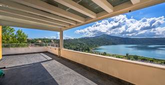 Cobertura de luxo em Castel Gandolfo
