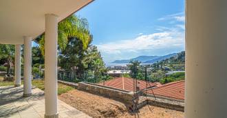Villa moderna em Bordighera.