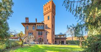 Mansão de luxo à venda em Bogomanero