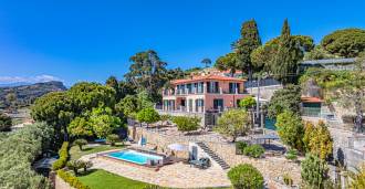 Vila luxuosa à venda em Bordighera