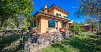 Villa em Carrara à venda