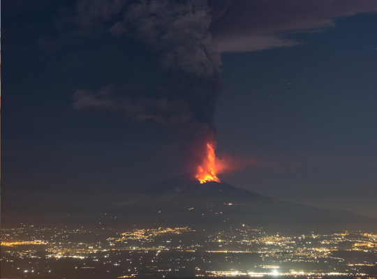 Erupção vulcânica na Sicília